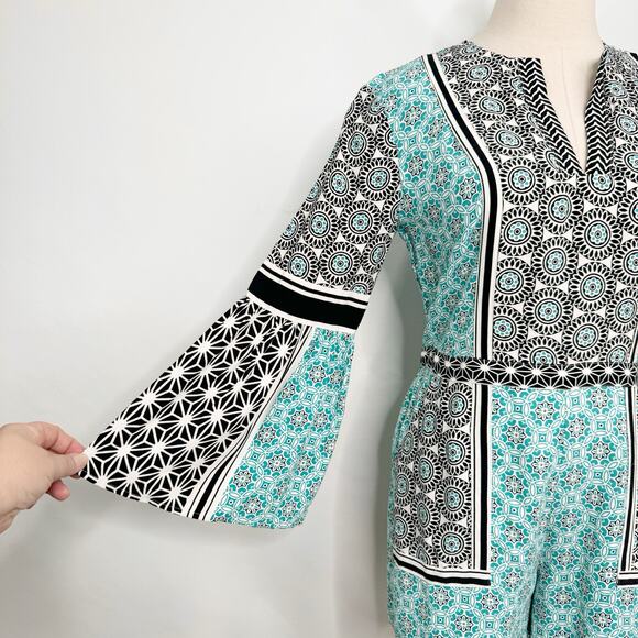 NWT Loft Sand Dollar Romper Aqua Black Bell Sleeve Preppy Summer Beach Size XS - Picture 3 of 10